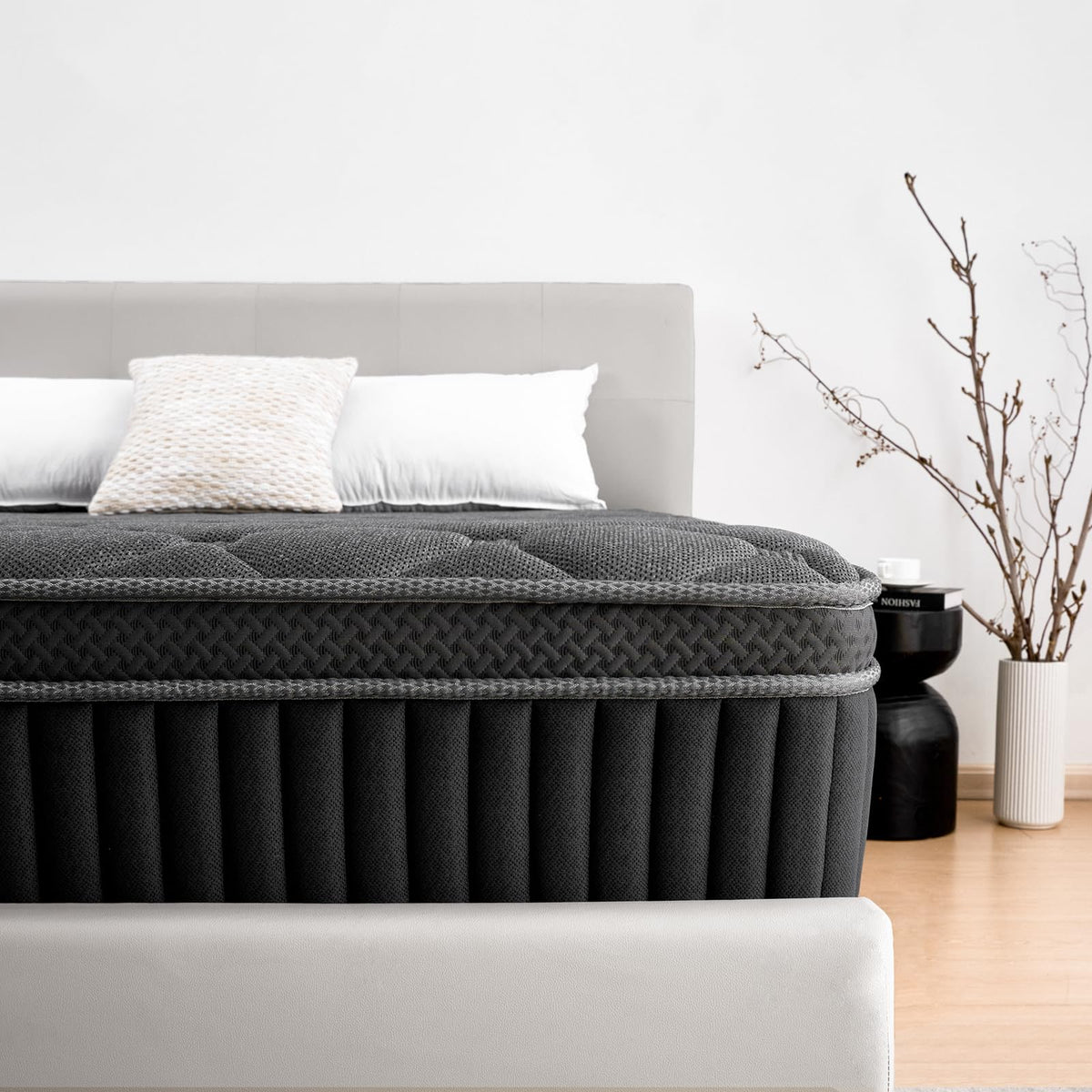 Full Size 12 Inch Hybrid Mattress K1321