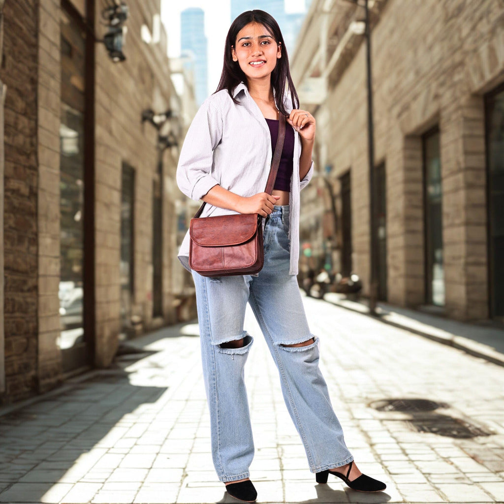 Brown Leather Crossbody Purse B9616
